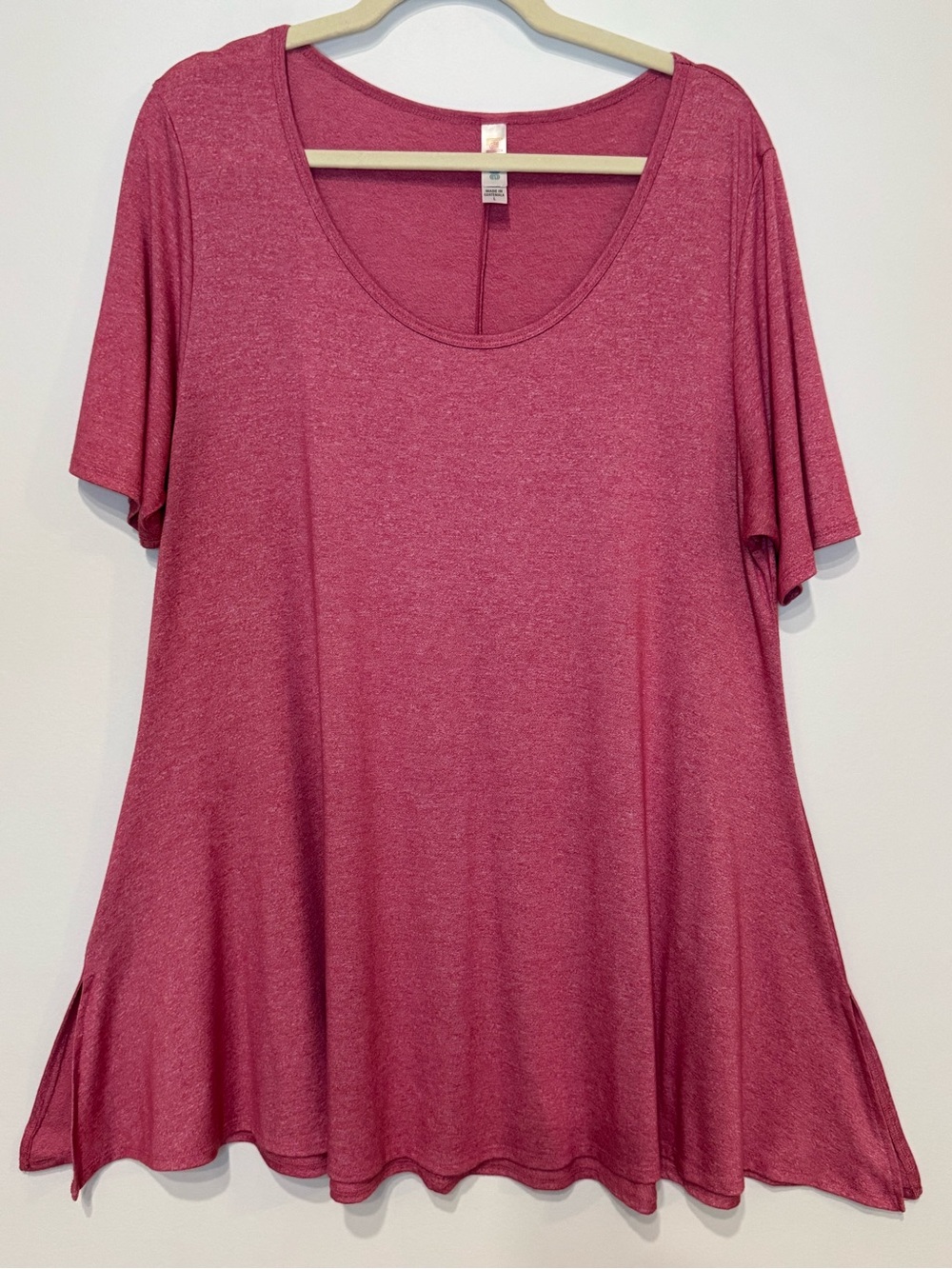LuLaRoe Women's Scoop Neck Short-Sleeve A-Line Swing Tunic Top Size L